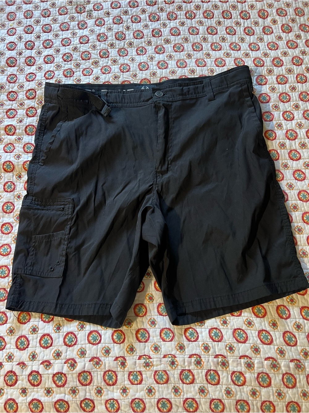 Realtree Fishing Black Lightweight Men’s Shorts size 36